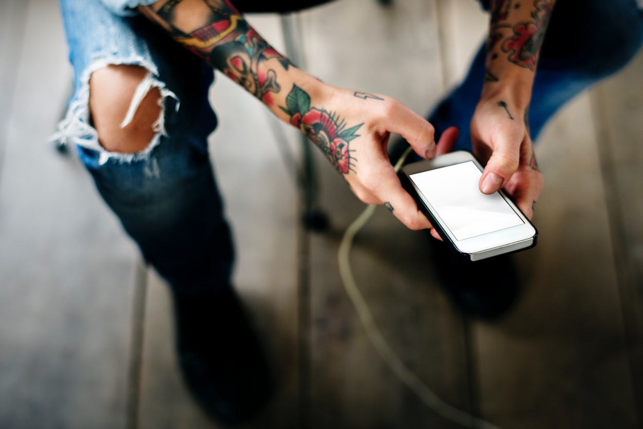 some of the best tattoo design apps that you can use for Android and iOS users
