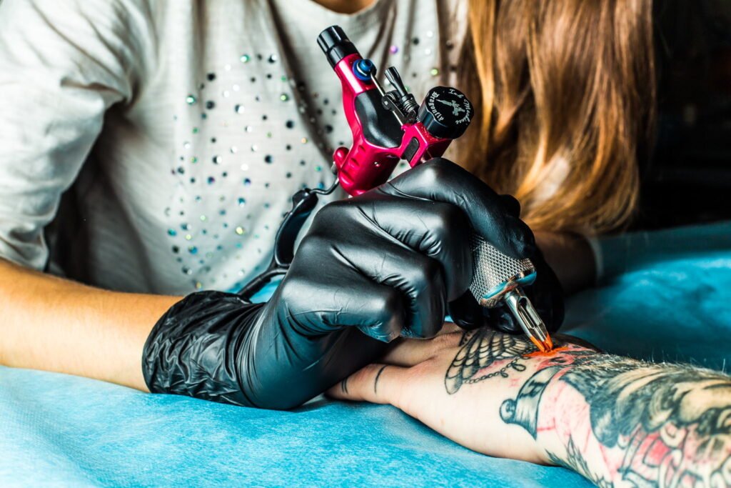 Hourly Rates vs. Flat Fees, Understanding the Tattoo Price Structure