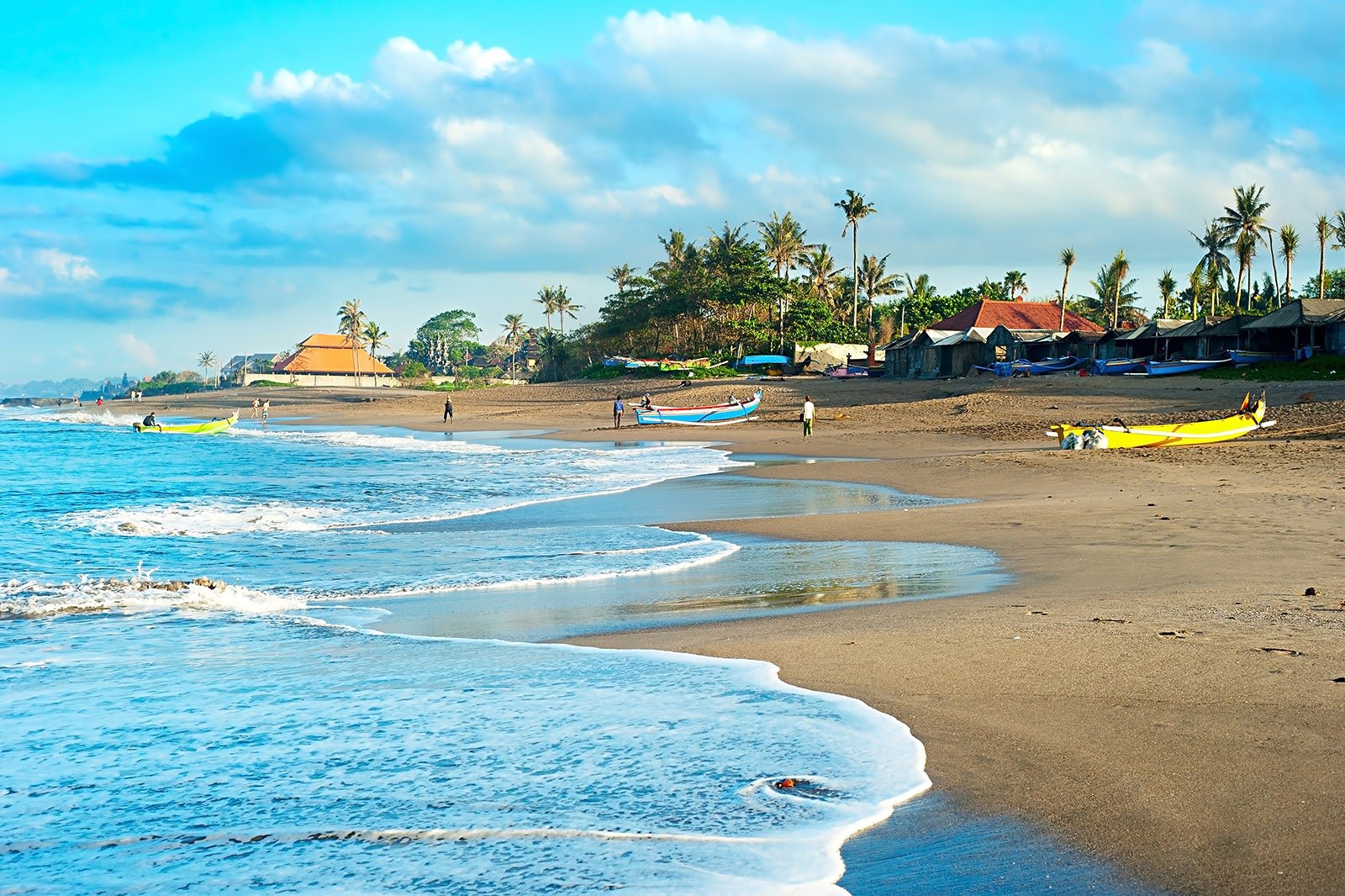 explore the canggu beach attractions